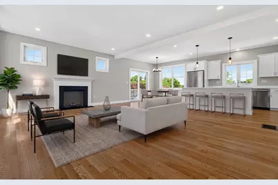 11 Isola Lane, Stoneham, MA 02180 - Photo 2