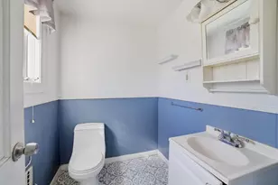 36 Putnam Ave, Lowell, MA 01851 - Photo 14