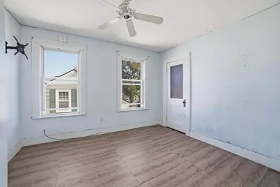 36 Putnam Ave, Lowell, MA 01851 - Photo 20