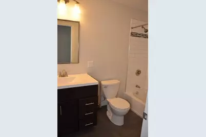 6 Admiral's Way #8, Chelsea, MA 02150 - Photo 14