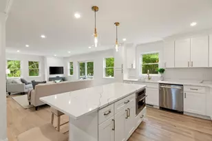 318 Essex Ave, Gloucester, MA 01930 - Photo 1