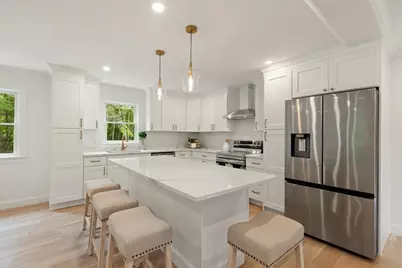318 Essex Ave #A, Gloucester, MA 01930 - Photo 6