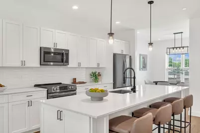 635 Main Street #4, Wilmington, MA 01887 - Photo 2