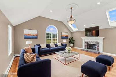 27 Charles Ave, Uxbridge, MA 01569 - Photo 10