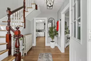 422 Groveland St, Haverhill, MA 01835 - Photo 4