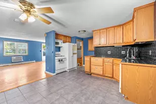 76 Jefferson St, North Andover, MA 01845 - Photo 6