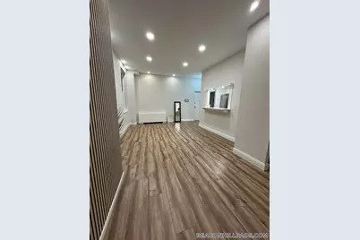 17 Bowdoin St #1B, Boston, MA 02114 - Photo 1
