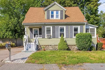 2 Franklin Ave, North Attleboro, MA 02760 - Photo 2