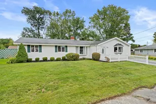 19 William Rd, Holbrook, MA 02343 - Photo 2