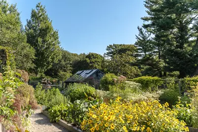 341 Standish St, Duxbury, MA 02332 - Photo 24
