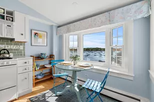 3 Cliff St, Marblehead, MA 01945 - Photo 12