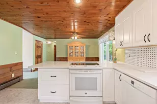 6 Tracey St, Acushnet, MA 02743 - Photo 26