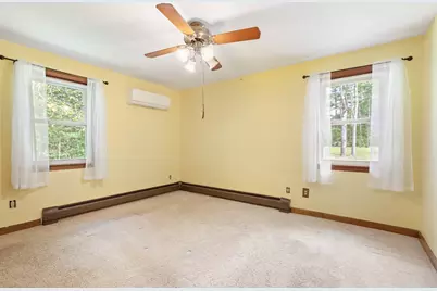 6 Tracey St, Acushnet, MA 02743 - Photo 20