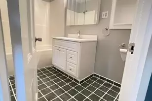 10 Mineral St, Reading, MA 01867 - Photo 10