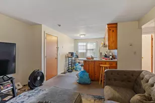 180 Tyngsboro Rd, Chelmsford, MA 01863 - Photo 4