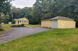 226 Pine St, Leicester, MA 01524 - Photo 2