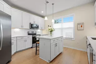 3 Peters Farm Wy, Westborough, MA 01581 - Photo 4