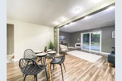 28 Wells Ave, Chicopee, MA 01020 - Photo 10