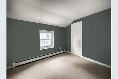 28 Wells Ave, Chicopee, MA 01020 - Photo 14