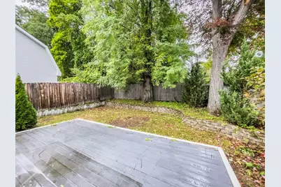 28 Wells Ave, Chicopee, MA 01020 - Photo 18