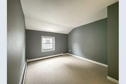 28 Wells Ave, Chicopee, MA 01020 - Photo 16