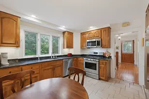 51 Bates Ave, Weymouth, MA 02190 - Photo 10