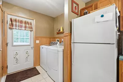 7 Thompson Street, Palmer, MA 01069 - Photo 20
