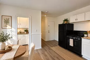 214 Burnside, Woonsocket, RI 02895 - Photo 8