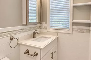 107 Neponset St, Boston, MA 02122 - Photo 24