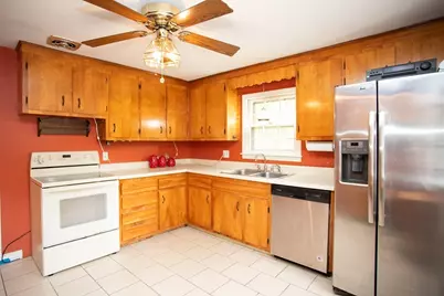 1093 Wachusett St, Holden, MA 01520 - Photo 12