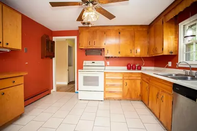 1093 Wachusett St, Holden, MA 01520 - Photo 10