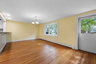 48 Sunset Dr, Northbridge, MA 01588 - Photo 8
