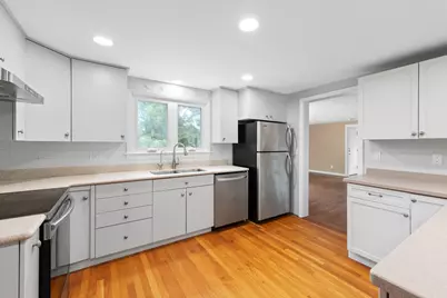 48 Sunset Drive, Northbridge, MA 01588 - Photo 16