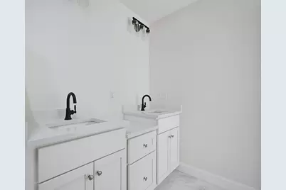 60 Noonan St #60, Mansfield, MA 02048 - Photo 14