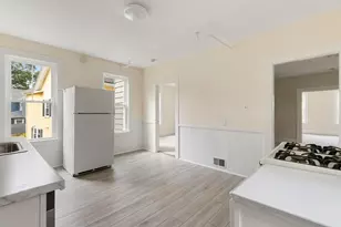 286 Albion St, Wakefield, MA 01880 - Photo 8