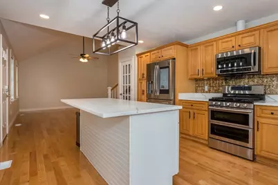 486 South St, Holbrook, MA 02343 - Photo 6
