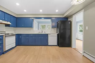 18 Standish Ave, Plymouth, MA 02360 - Photo 10