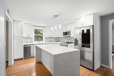 1 Nottingham Dr, Raynham, MA 02767 - Photo 8