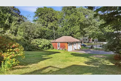 17 Sawin St, Natick, MA 01760 - Photo 38