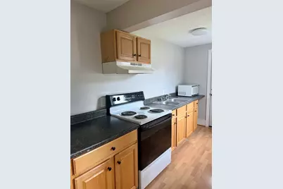 2157 Northampton St #2, Holyoke, MA 01040 - Photo 6