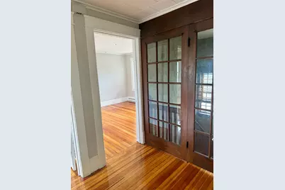2157 Northampton St #2, Holyoke, MA 01040 - Photo 4