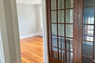 2157 Northampton St, Holyoke, MA 01040 - Photo 4