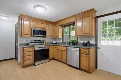 49 Gill St #1, Walpole, MA 02081 - Photo 8
