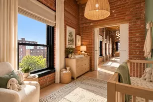 21 Wormwood St, Boston, MA 02210 - Photo 10