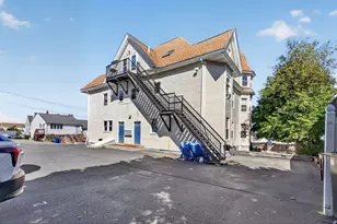 214 Malden St, Revere, MA 02151 - Photo 6