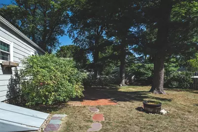 7 Pilgrim Rd, Reading, MA 01867 - Photo 20