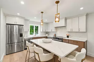 641 Chestnut Hill Ave, Brookline, MA 02445 - Photo 8