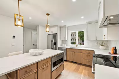 641 Chestnut Hill Avenue, Brookline, MA 02445 - Photo 10