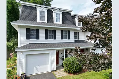 18 Victoria Gdn #A, Framingham, MA 01701 - Photo 2