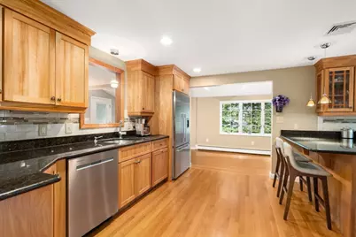 7 Cape Cod Ln, Canton, MA 02021 - Photo 4